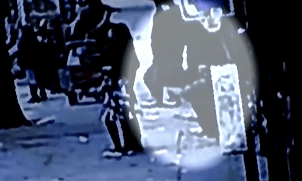 Νέα Υόρκη: Άντρας έπεσε σε τρύπα γεμάτη αρουραίους